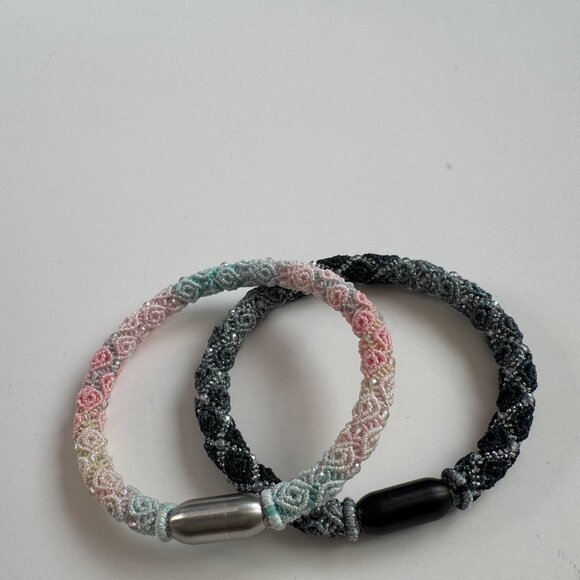 Handwoven Huiwen Knot Bracelet – Chinese Heritage Macrame | Traditional Craftsma - Picture 6 of 6